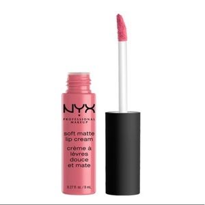 NYX Professional Makeup Soft Matte Lip Cream